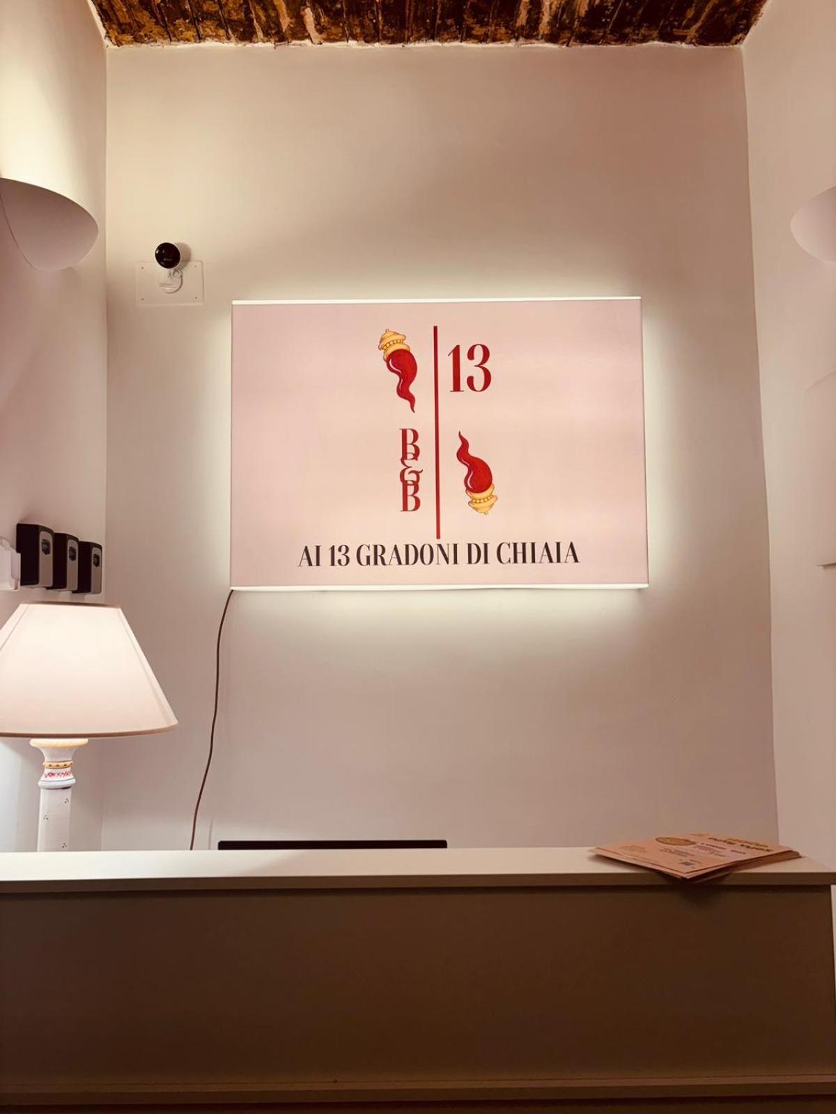 ナポリ Ai 13 Gradoni Di Chiaia Bed & Breakfast エクステリア 写真