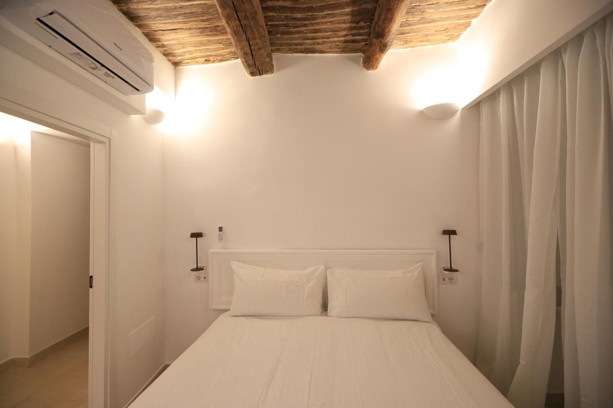 ナポリ Ai 13 Gradoni Di Chiaia Bed & Breakfast エクステリア 写真