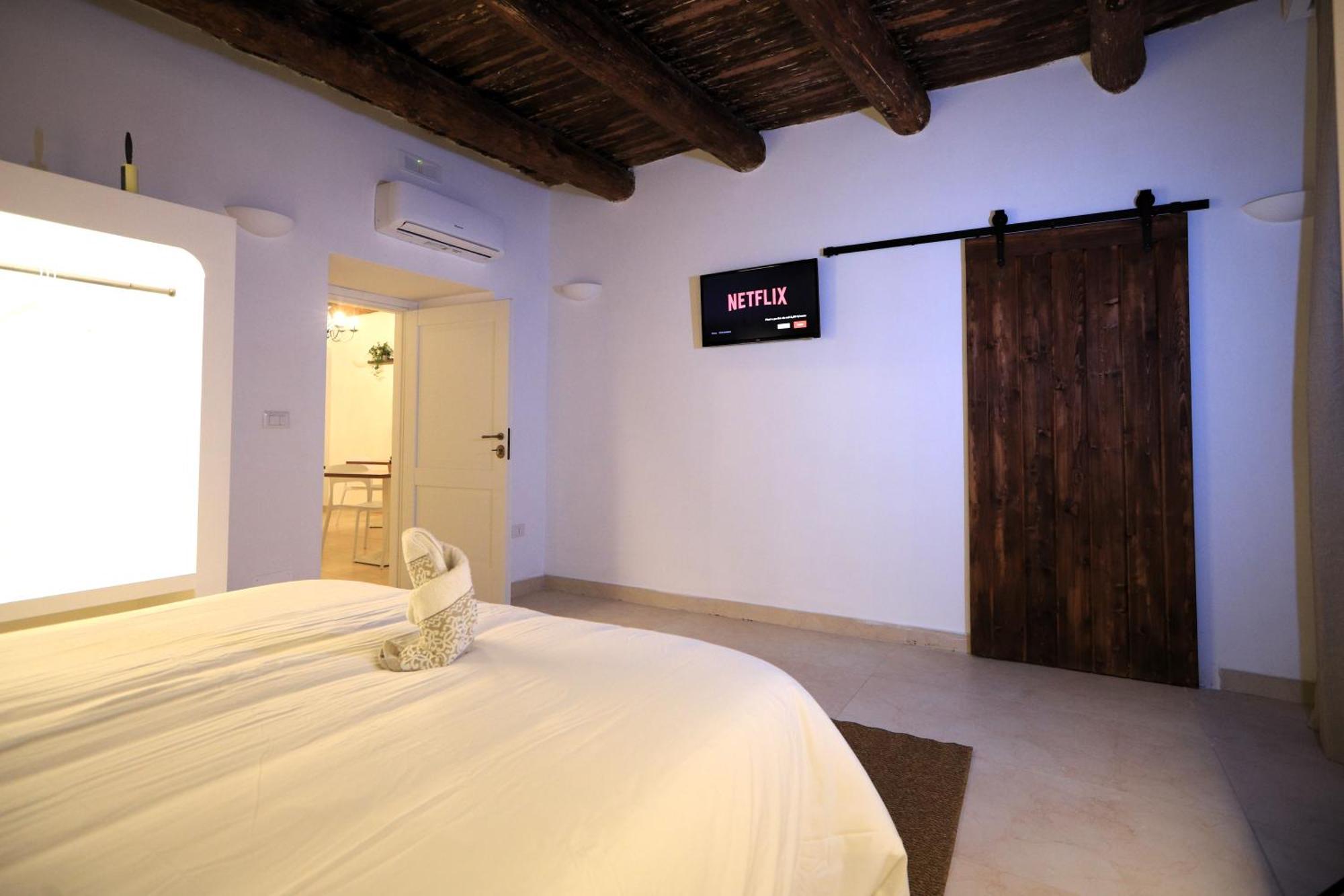 ナポリ Ai 13 Gradoni Di Chiaia Bed & Breakfast エクステリア 写真