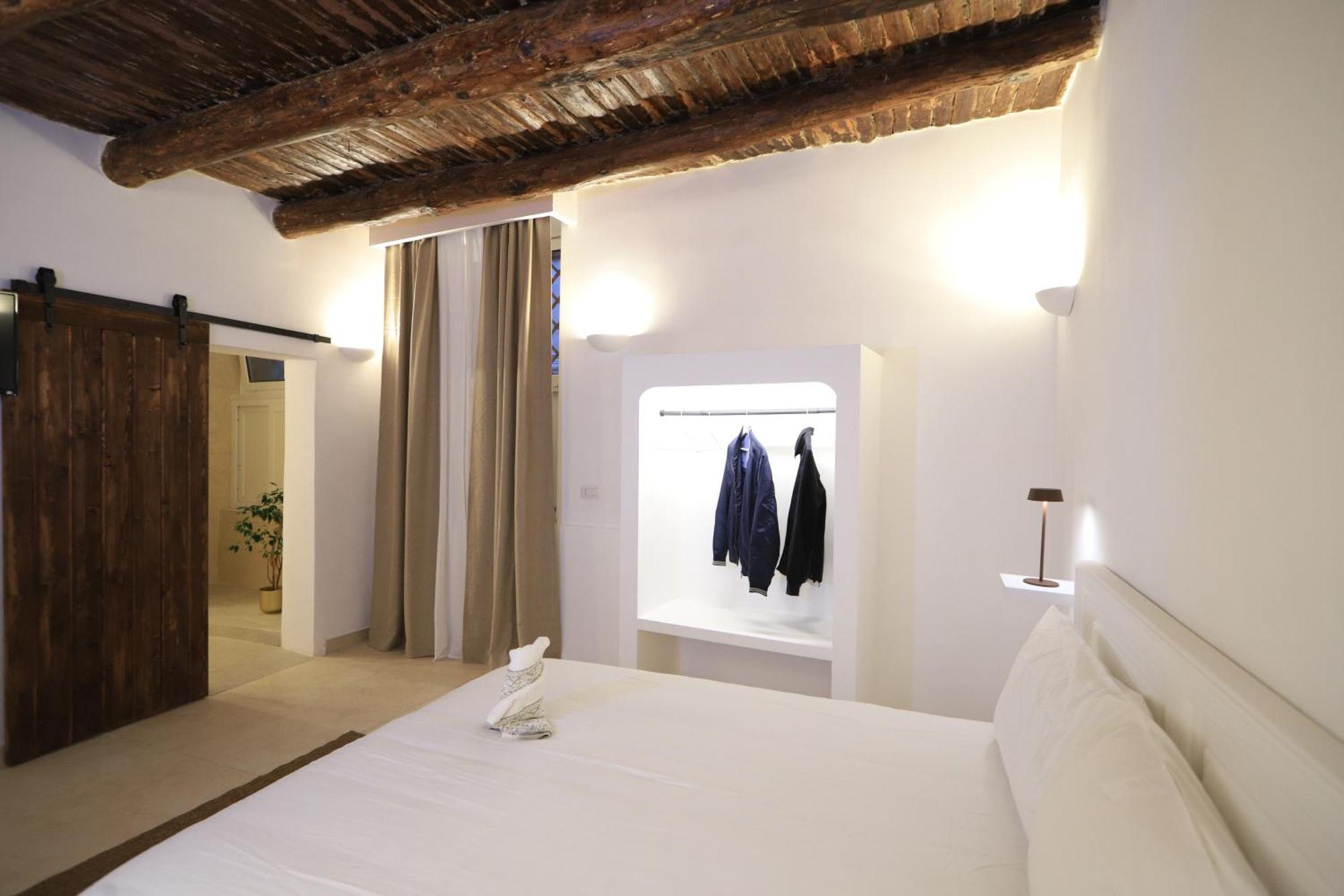 ナポリ Ai 13 Gradoni Di Chiaia Bed & Breakfast エクステリア 写真